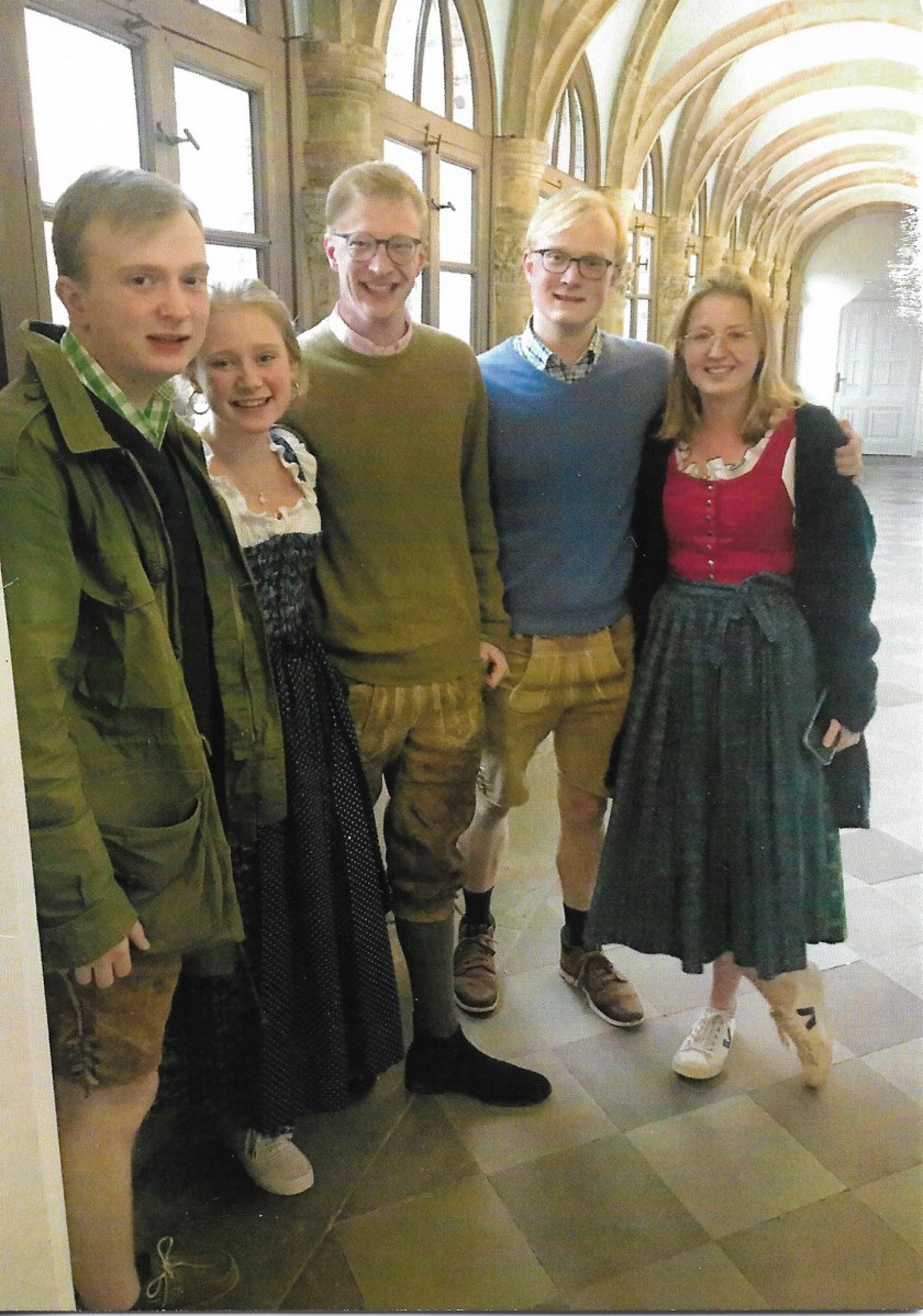 Stephan & Maria Christmas Front